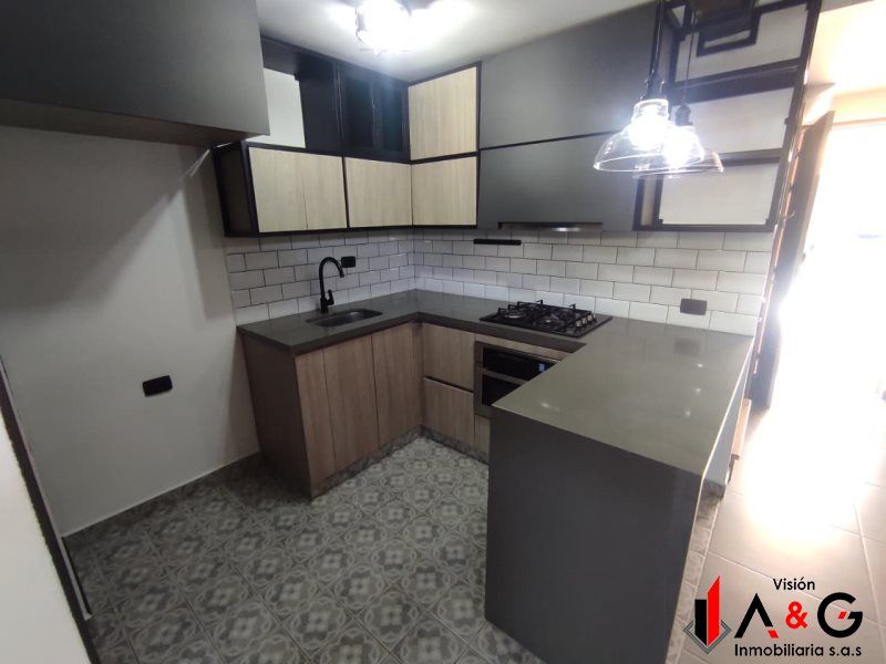 Apartamento en arriendo Antioquia Bello Urbanización El Trebol 130 m2 Habitaciones 3 Baños 3 Garajes 4 Precio $4500000
