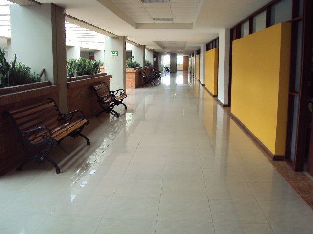 Oficina en arriendo Valle Del Cauca Cali Chipichape 38 m2 Habitaciones 0 Baños 1 Garajes 0 Precio $2400000