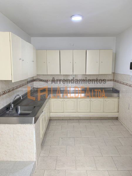 Casa en arriendo Antioquia Itagüí Centro 150 m2 Habitaciones 6 Baños 2 Garajes 0 Precio $4400006