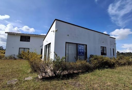 Casa Campestre en arriendo Antioquia Marinilla La Industrial 190 m2 Habitaciones 3 Baños 3 Garajes 3 Precio $6300000