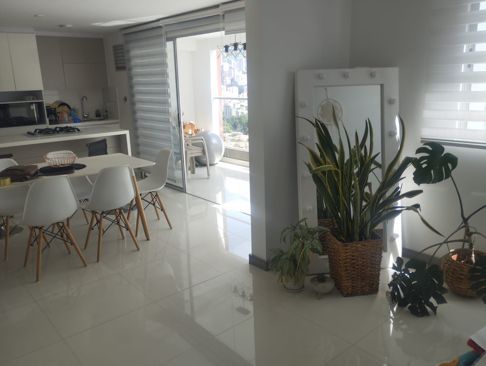 Apartamento en arriendo Antioquia La Estrella Suramérica 91 m2 Habitaciones 2 Baños 2 Garajes 1 Precio $3500000