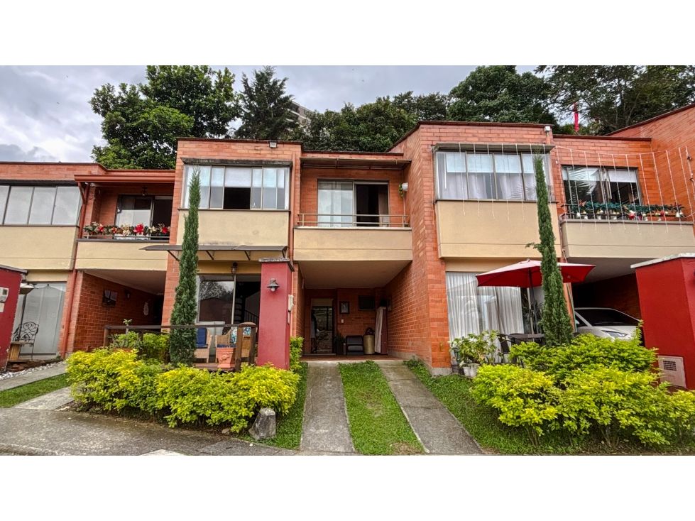 Casa en venta Antioquia Envigado Las Antillas 116 m2 Habitaciones 4 Baños 3 Garajes 2 Precio $890000000
