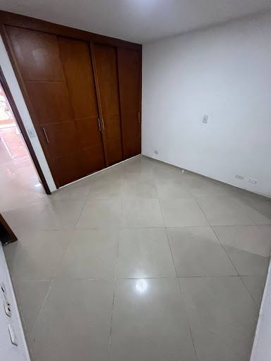Apartamento en arriendo Antioquia Medellín Rosales 85 m2 Habitaciones 2 Baños 2 Garajes 1 Precio $3600000