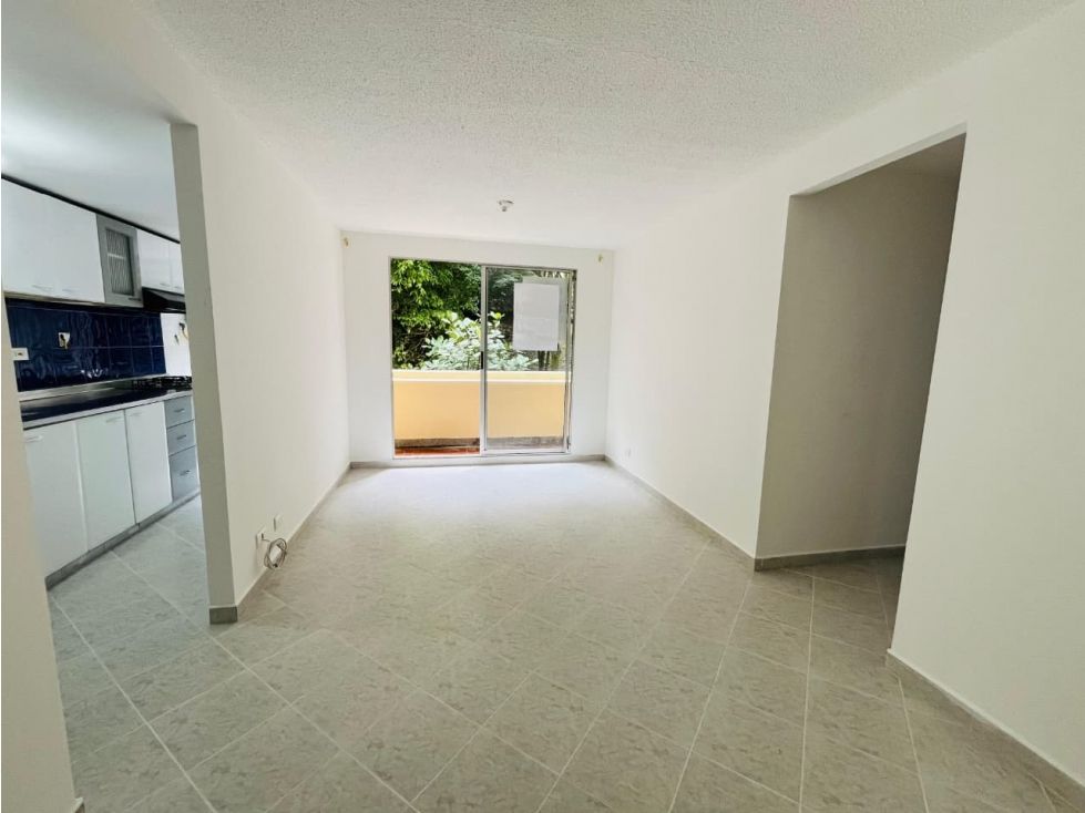 Apartamento en arriendo Antioquia Envigado El Chinguí 60 m2 Habitaciones 3 Baños 2 Garajes 1 Precio $2500000