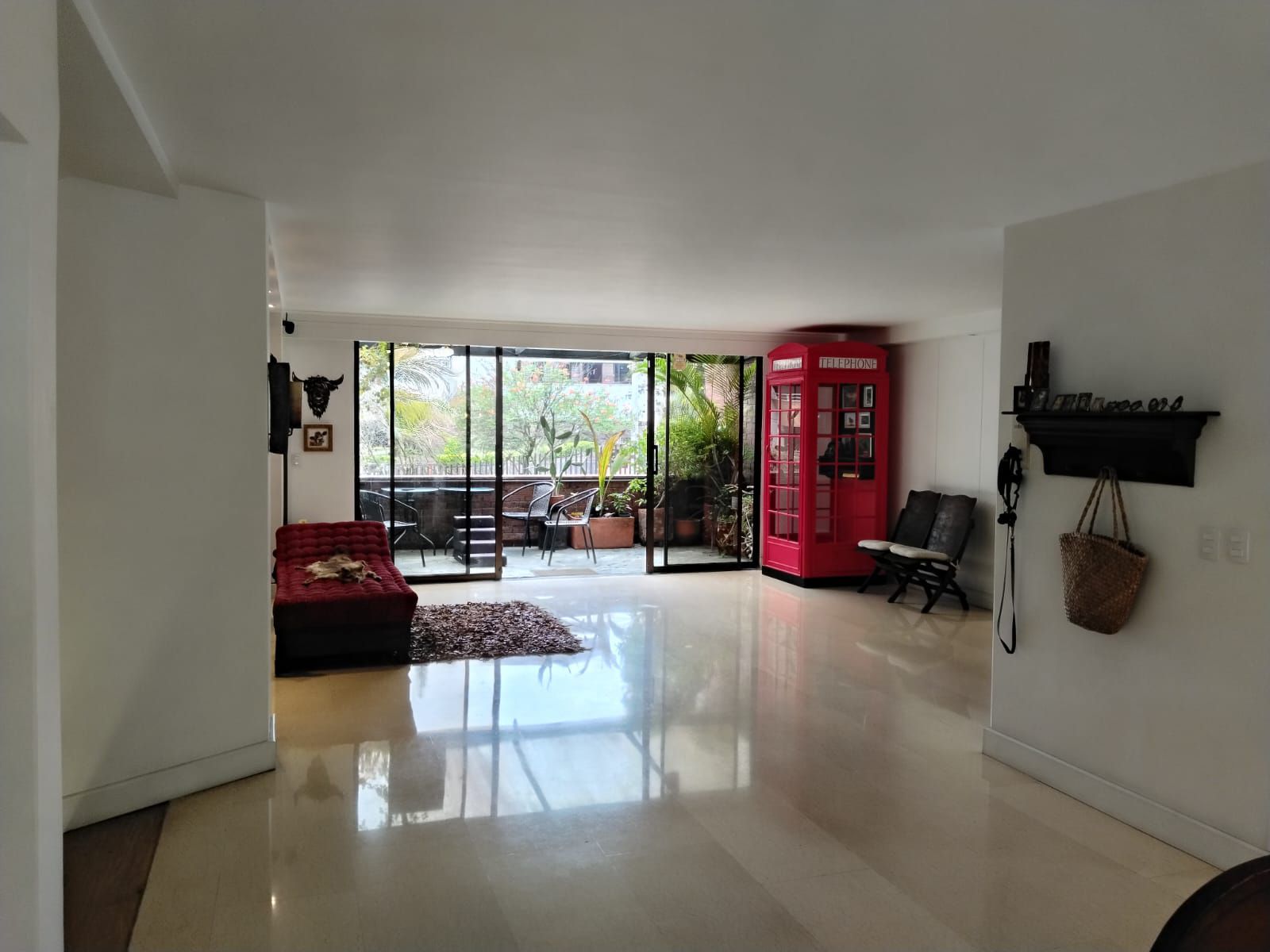 Apartamento en venta Antioquia Medellín Castropol 250 m2 Habitaciones 3 Baños 4 Garajes 2 Precio $1915000000