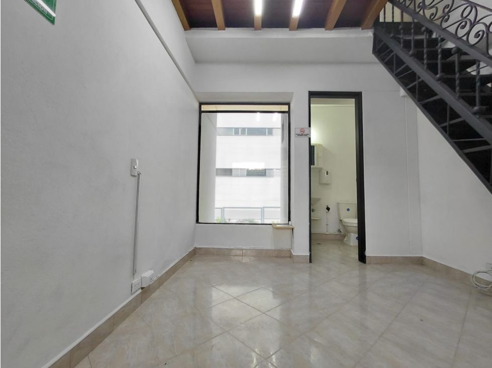 Oficina en arriendo Antioquia Envigado Pontevedra 20 m2 Habitaciones 0 Baños 1 Garajes 0 Precio $1700000