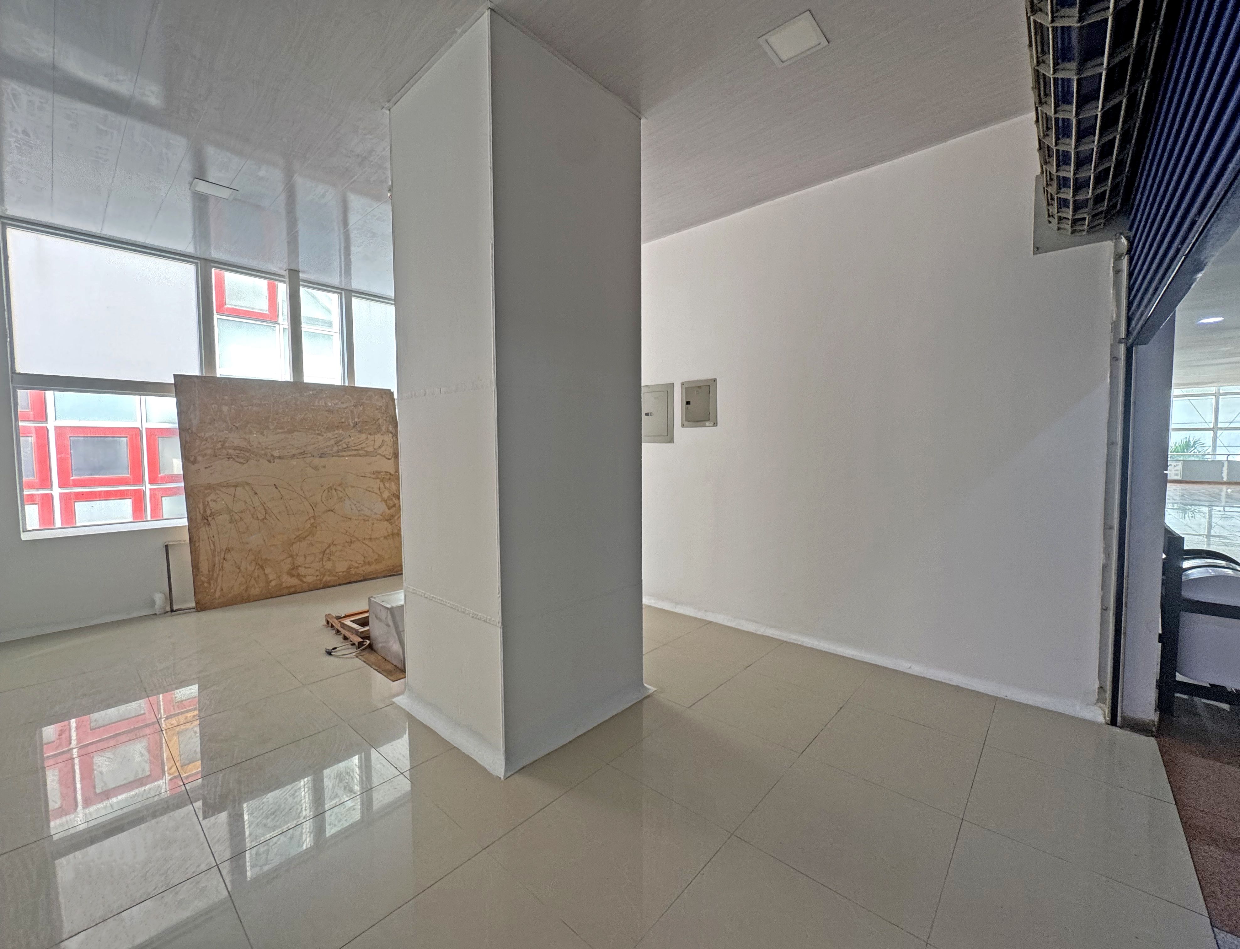 Local en venta Valle Del Cauca Cali Eucarístico 25 m2 Habitaciones 0 Baños 0 Garajes 0 Precio $320000000