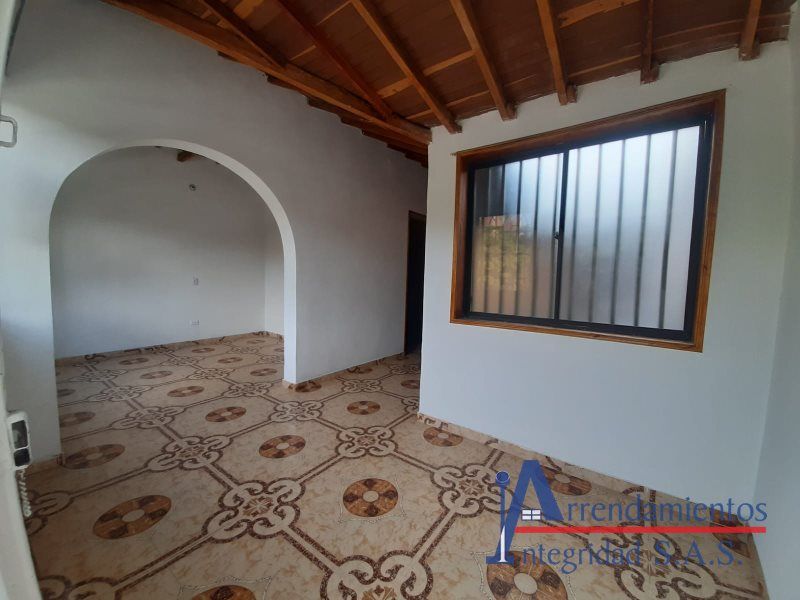 Casa en arriendo Antioquia Medellín Belen 150 m2 Habitaciones 4 Baños 3 Garajes 0 Precio $3500000