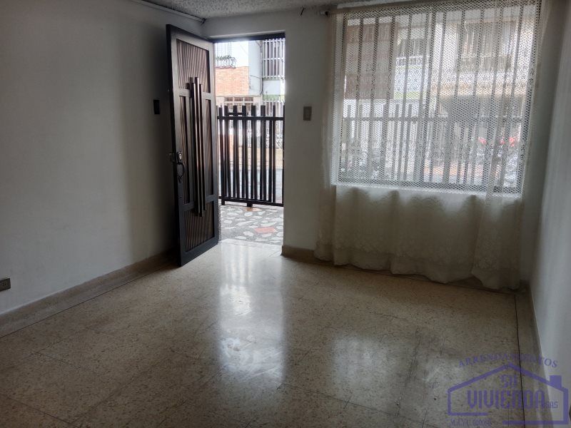 Apartamento en arriendo Antioquia Medellín Santa Fe 70 m2 Habitaciones 2 Baños 1 Garajes 0 Precio $1850000