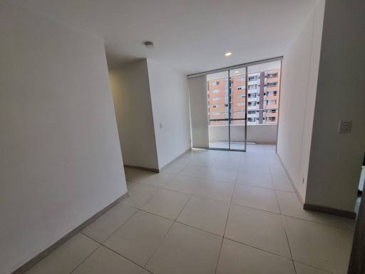Apartamento en arriendo Antioquia Medellín San Diego 76 m2 Habitaciones 3 Baños 2 Garajes 1 Precio $3800000