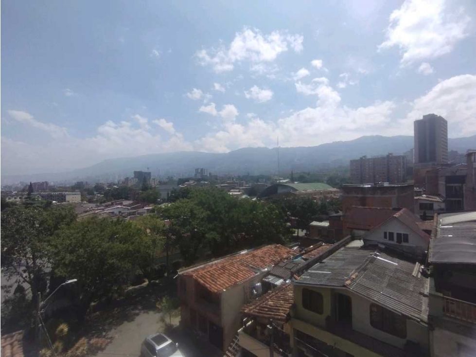 Apartamento en arriendo Antioquia Envigado Milán - Vallejuelos 97 m2 Habitaciones 3 Baños 2 Garajes 0 Precio $3400000