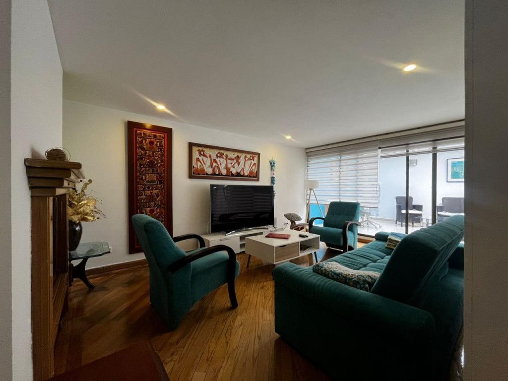 Apartamento en arriendo Cundinamarca Bogotá Santa Barbara Occidental 175 m2 Habitaciones 3 Baños 2 Garajes 2 Precio $6300000
