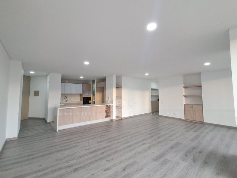 Apartamento en venta Cundinamarca Bogotá San Jose V Sector 148 m2 Habitaciones 3 Baños 2 Garajes 1 Precio $1300000000