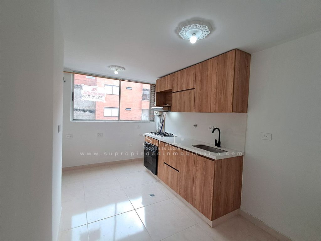 Apartamento en arriendo Antioquia Envigado Alcalá 75 m2 Habitaciones 3 Baños 2 Garajes 1 Precio $3000000