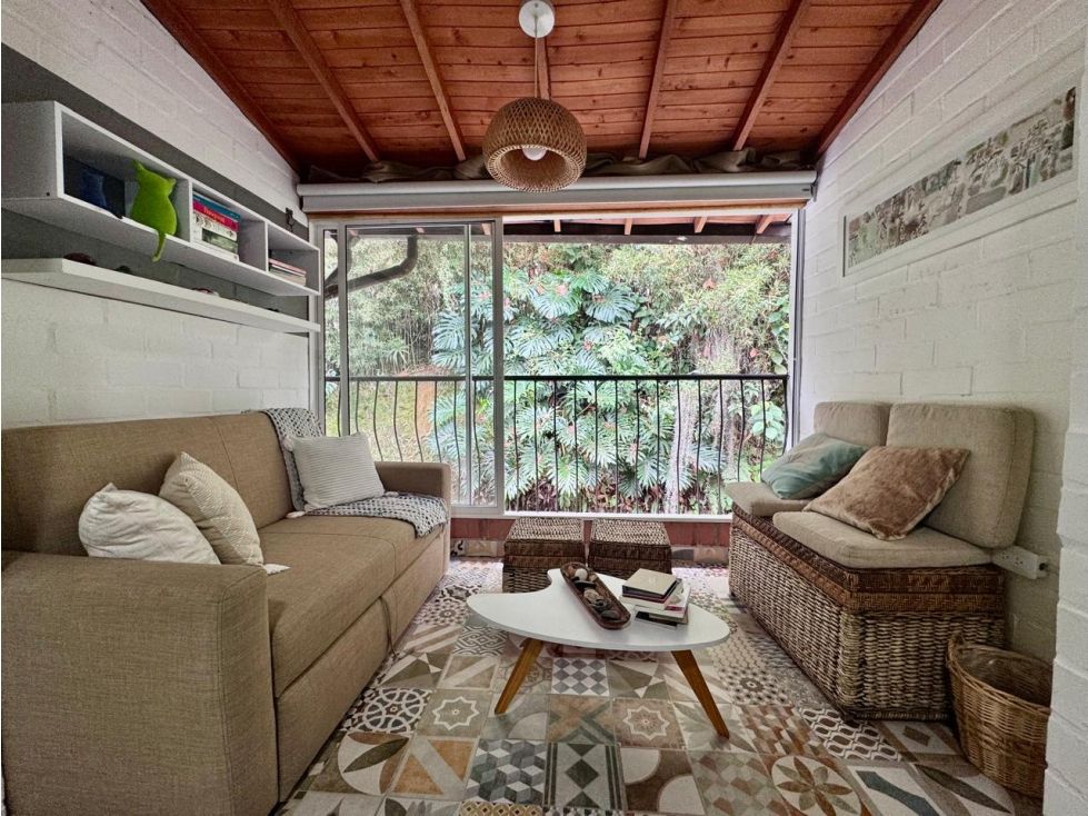 Casa en venta Antioquia Envigado Loma Del Barro 156 m2 Habitaciones 3 Baños 3 Garajes 2 Precio $950000000
