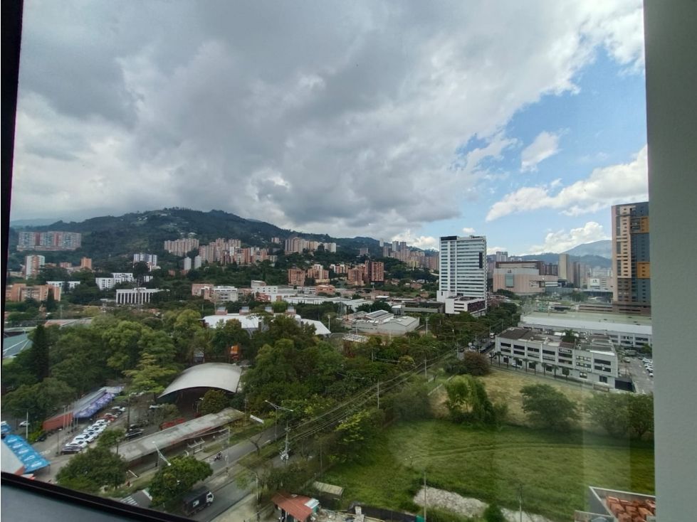 Consultorio en venta Antioquia Envigado Las Vegas 35 m2 Habitaciones 0 Baños 0 Garajes 1 Precio $410000000