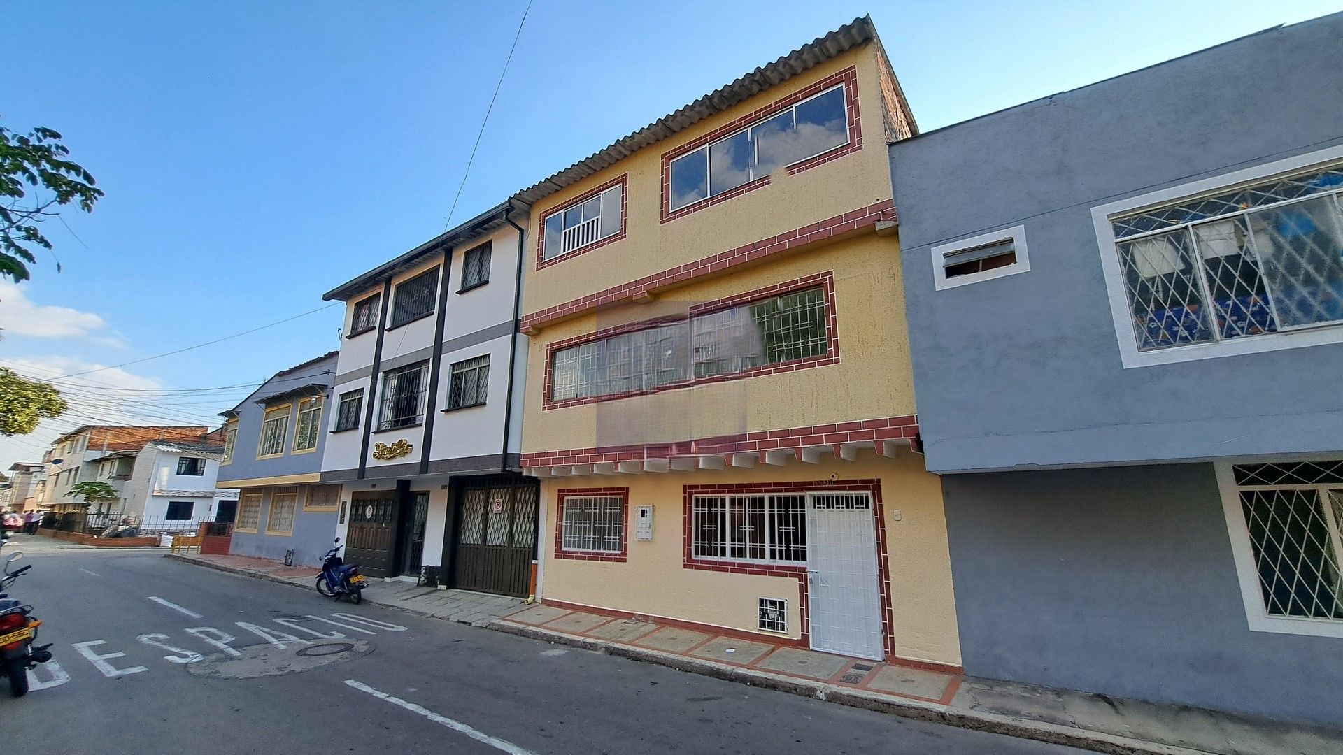 Casa en venta Santander Bucaramanga Mutis 110 m2 Habitaciones 5 Baños 3 Garajes 0 Precio $370000000