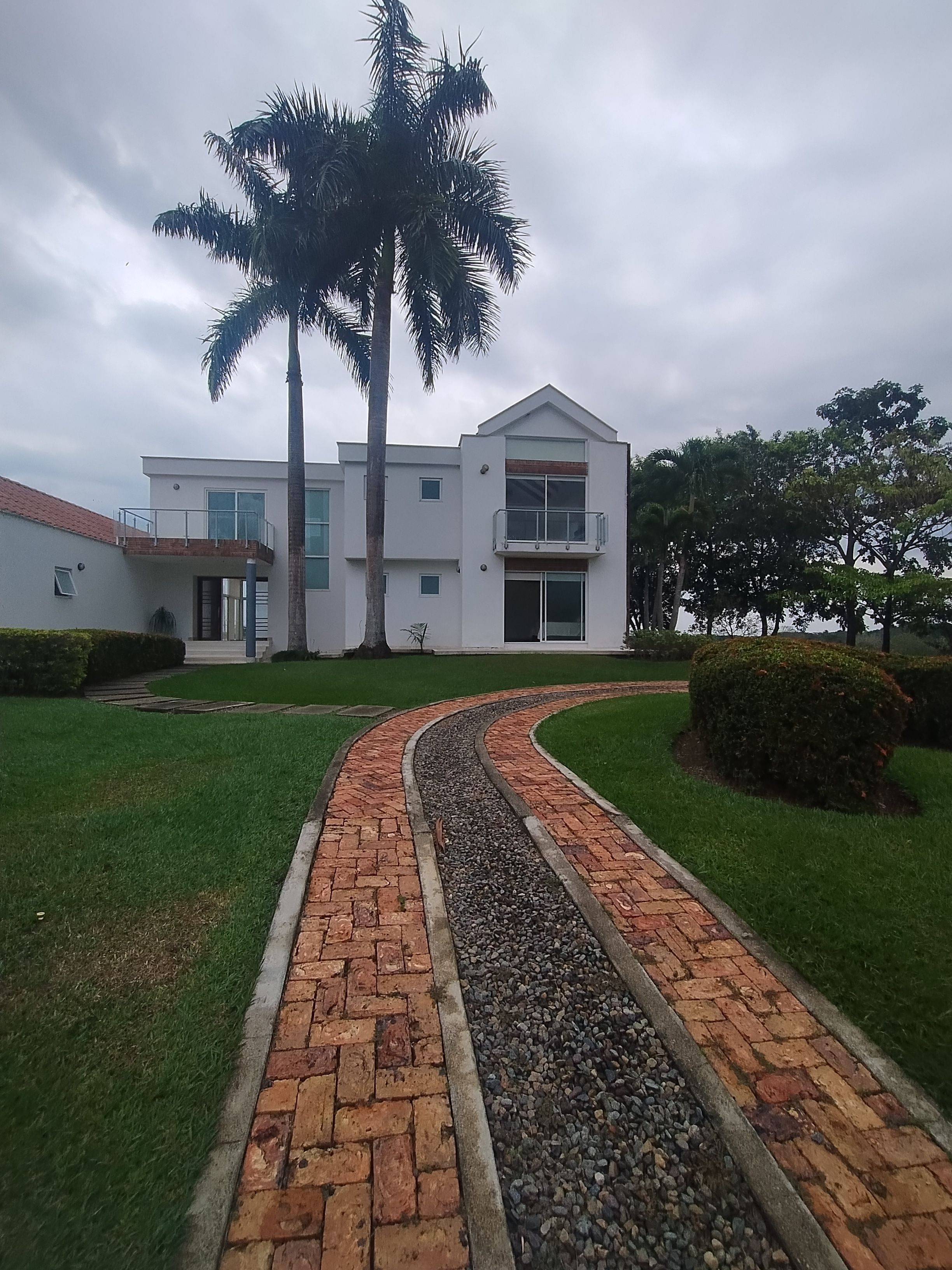 Casa Campestre en venta Meta Restrepo Gaitán 380 m2 Habitaciones 6 Baños 6 Garajes 5 Precio $2500000000