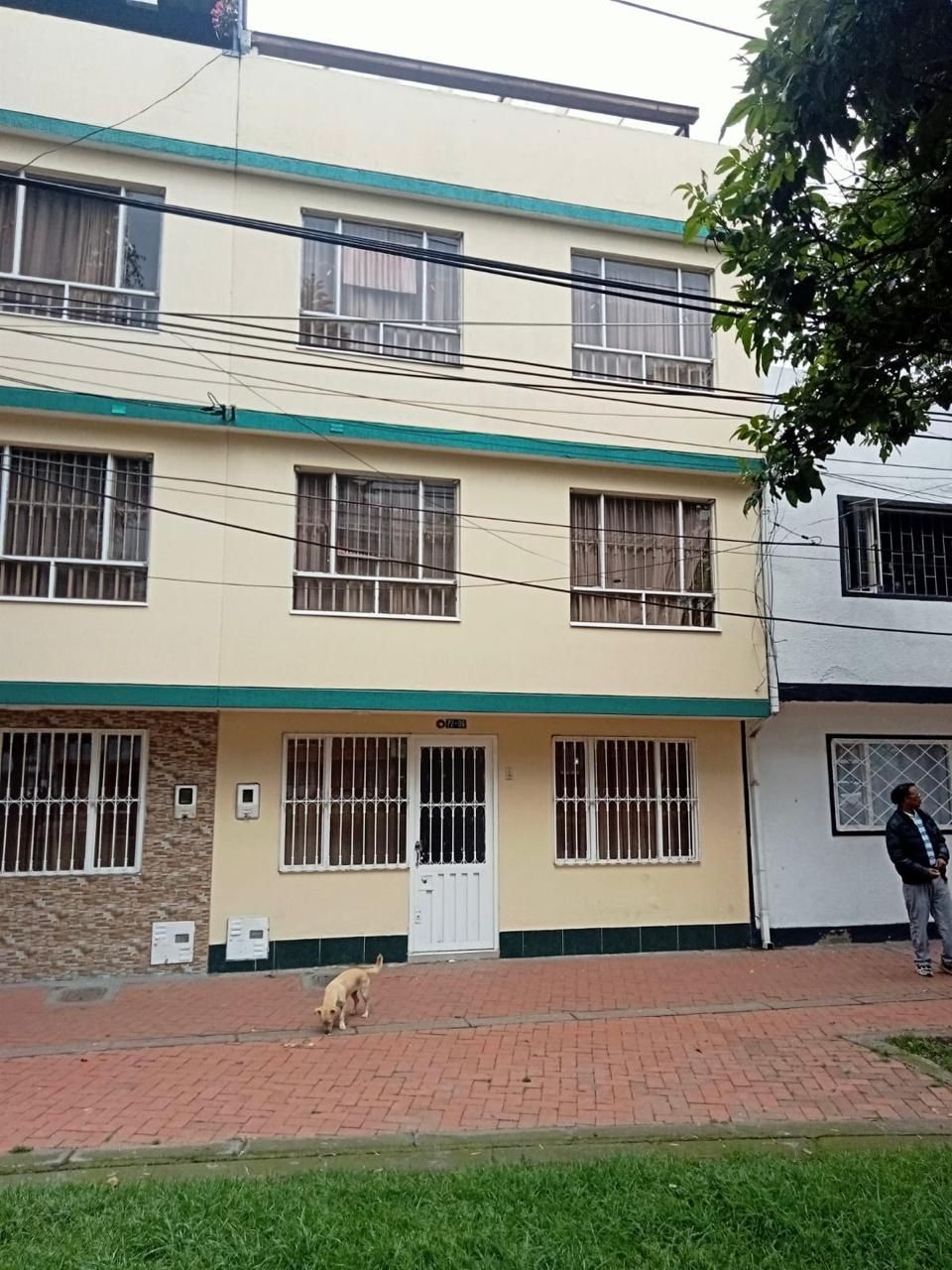 Casa en venta Cundinamarca Bogotá Playas De Jaboque 180 m2 Habitaciones 4 Baños 3 Garajes 0 Precio $425000000