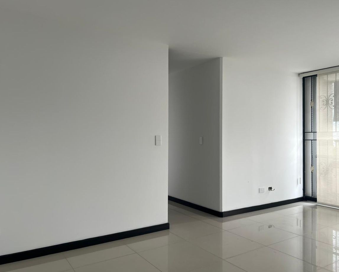 Apartamento en arriendo Antioquia Envigado Trianon 75 m2 Habitaciones 3 Baños 2 Garajes 1 Precio $3000000