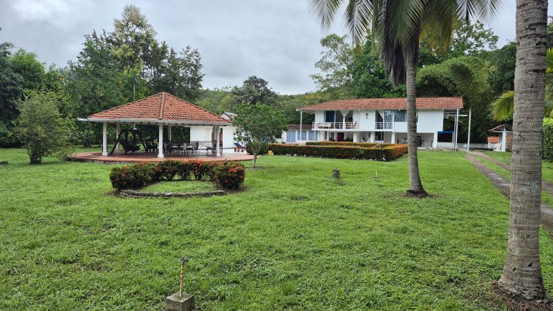 Casa en venta Tolima Melgar Melgar 508 m2 Habitaciones 4 Baños 4 Garajes 0 Precio $1340000000