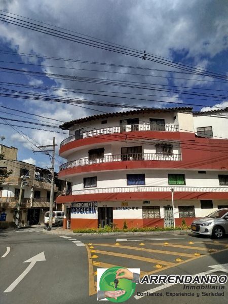 Casa en arriendo Antioquia Itagüí San José 100 m2 Habitaciones 4 Baños 2 Garajes 0 Precio $1950000