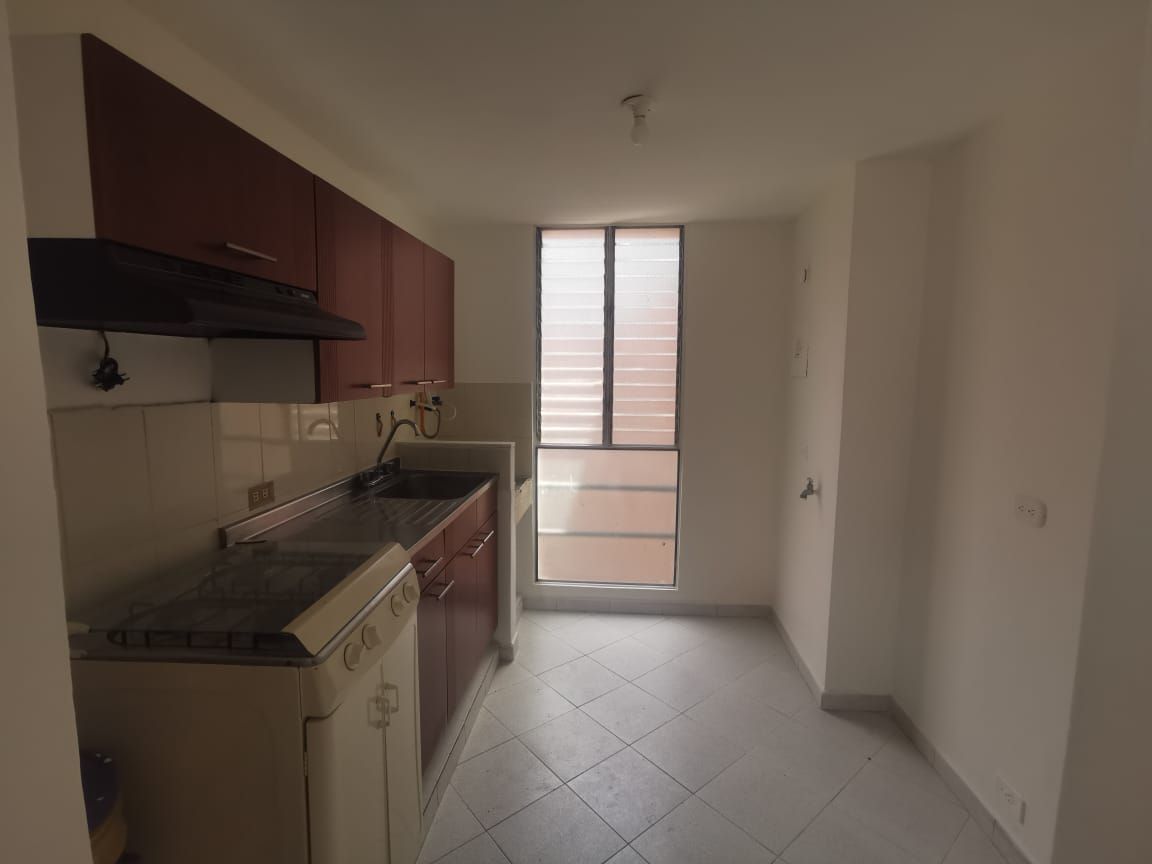 Apartamento en arriendo Antioquia Envigado La Mesa 70 m2 Habitaciones 3 Baños 2 Garajes 0 Precio $2450000