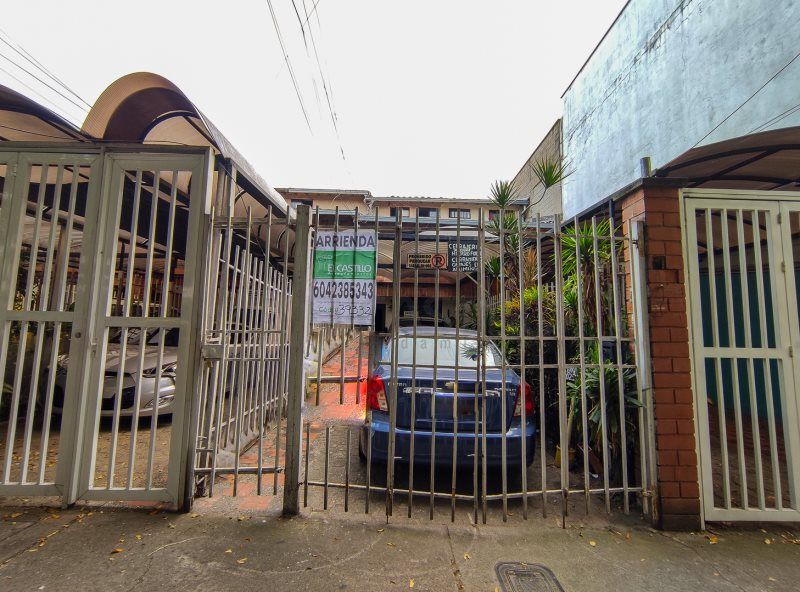 Apartaestudio en arriendo Antioquia Medellín Granada 23 m2 Habitaciones 1 Baños 1 Garajes 0 Precio $1400000