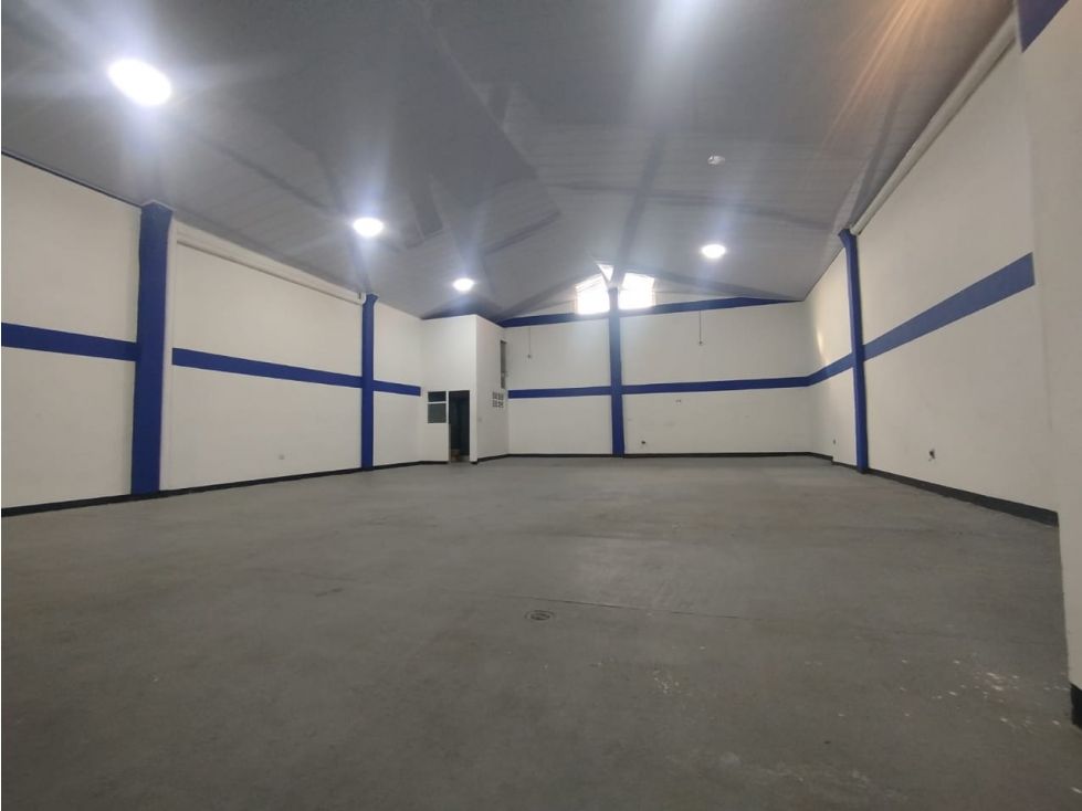 Bodega en arriendo Meta Villavicencio San Isidro 240 m2 Habitaciones 0 Baños 2 Garajes 0 Precio $6000000