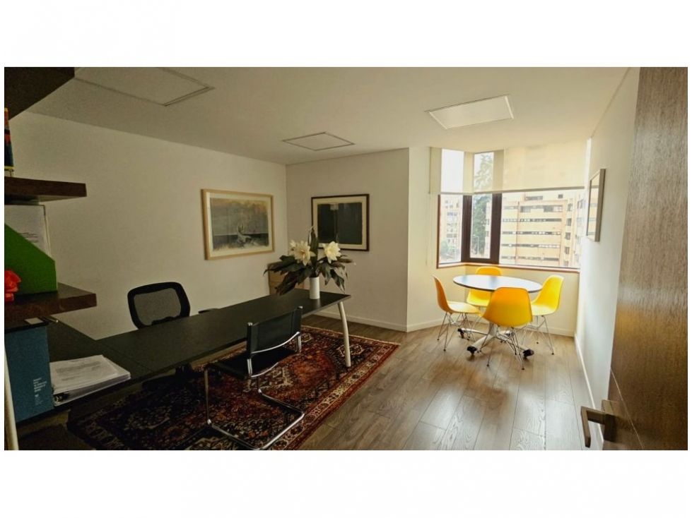 Oficina en arriendo Cundinamarca Bogotá Emaus 169 m2 Habitaciones 0 Baños 2 Garajes 3 Precio $11836500