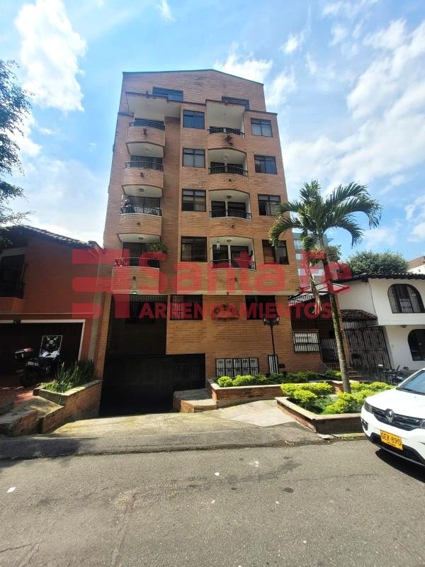 Apartamento en arriendo Antioquia Envigado El Portal 100 m2 Habitaciones 4 Baños 3 Garajes 1 Precio $3500000
