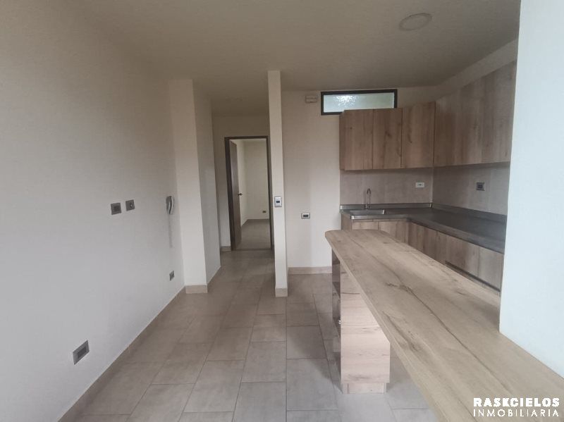 Apartaestudio en arriendo Antioquia Medellín Belen 35 m2 Habitaciones 1 Baños 1 Garajes 0 Precio $1900000