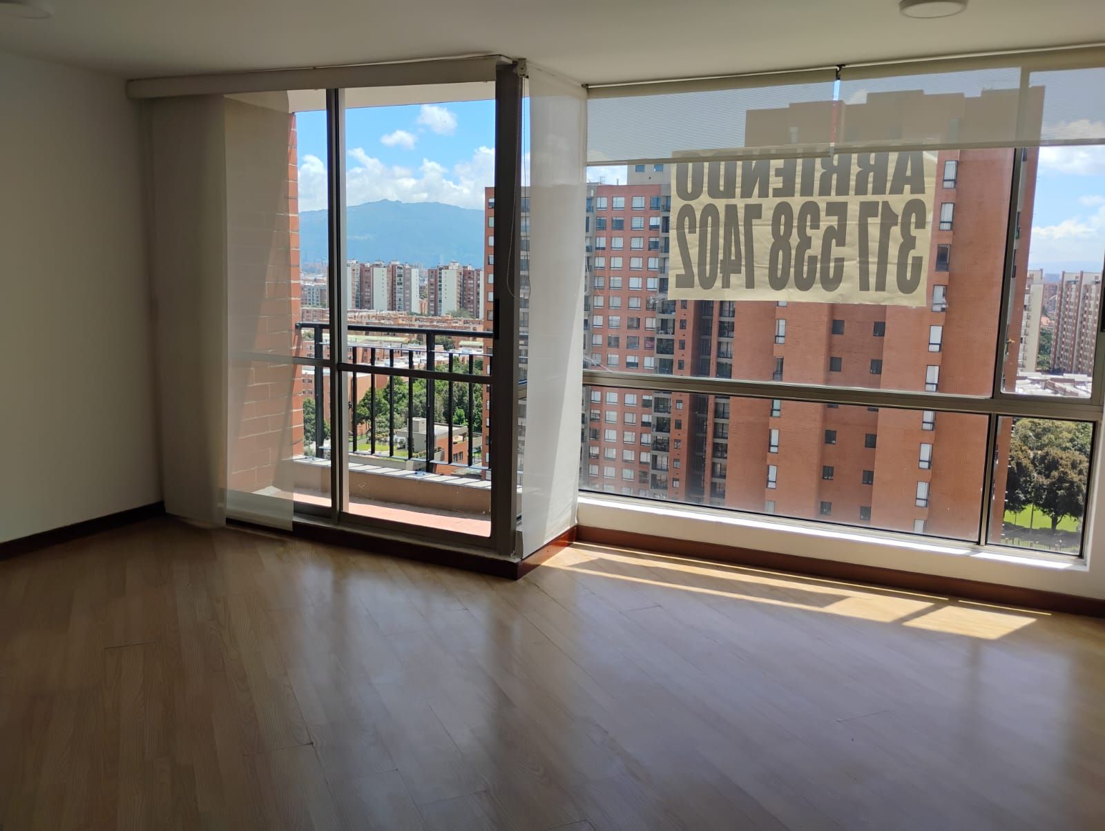 Apartamento en arriendo Cundinamarca Bogotá Cantalejo 72 m2 Habitaciones 3 Baños 2 Garajes 1 Precio $2800000