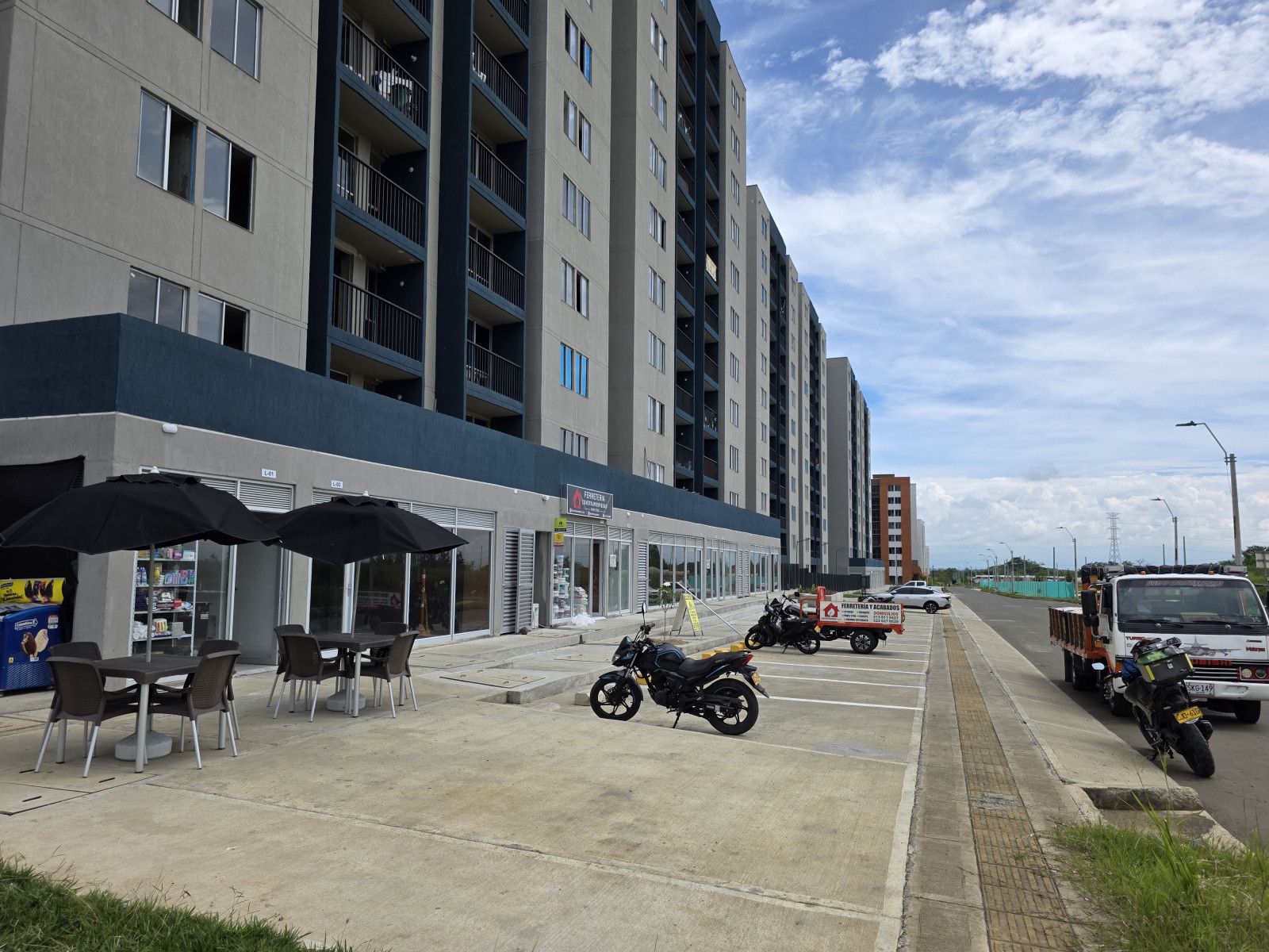 Local en venta Valle Del Cauca Cali Nn 23 m2 Habitaciones 0 Baños 1 Garajes 25 Precio $340000000