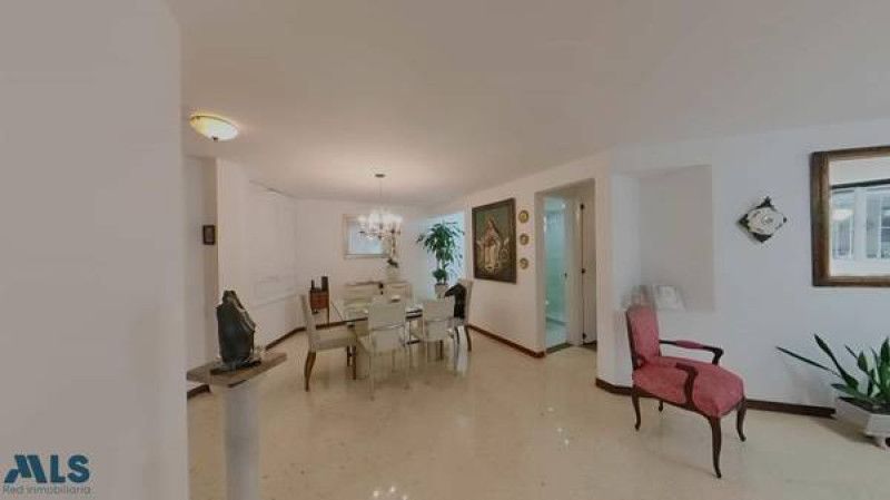 Apartamento en venta Antioquia Medellín San Lucas 92 m2 Habitaciones 3 Baños 2 Garajes 1 Precio $750000000