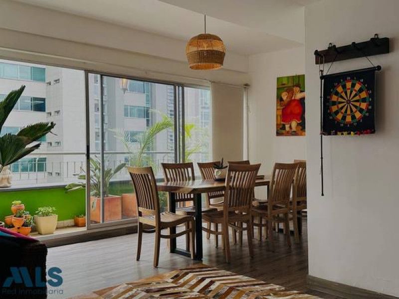 Apartamento en venta Antioquia Medellín Los Balsos No2 136 m2 Habitaciones 2 Baños 3 Garajes 2 Precio $1450000000