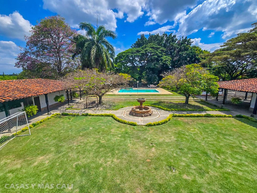 Finca en venta Valle Del Cauca Palmira Palmira 21 m2 Habitaciones 0 Baños 2 Garajes 100 Precio $4900000000