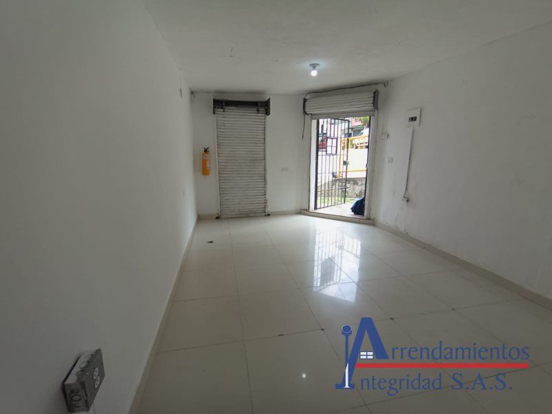 Local en arriendo Antioquia Medellín El Raizal 26 m2 Habitaciones 0 Baños 1 Garajes 0 Precio $1200000