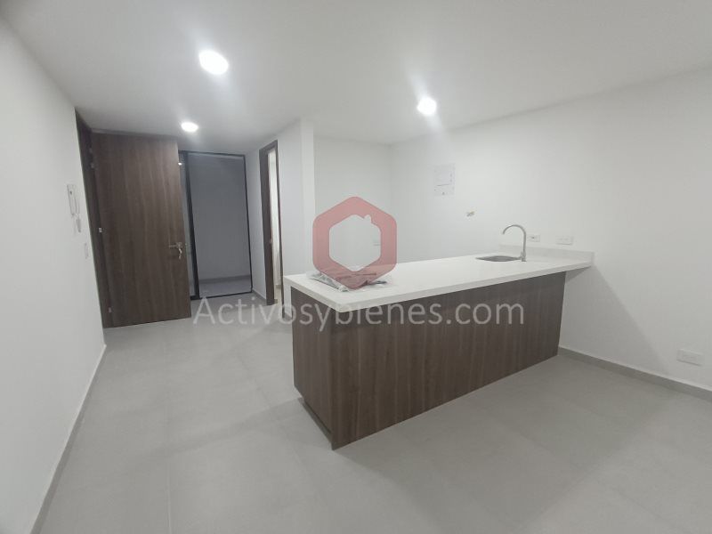 Apartaestudio en arriendo Antioquia Medellín San Javier No1 50 m2 Habitaciones 1 Baños 2 Garajes 0 Precio $1550000