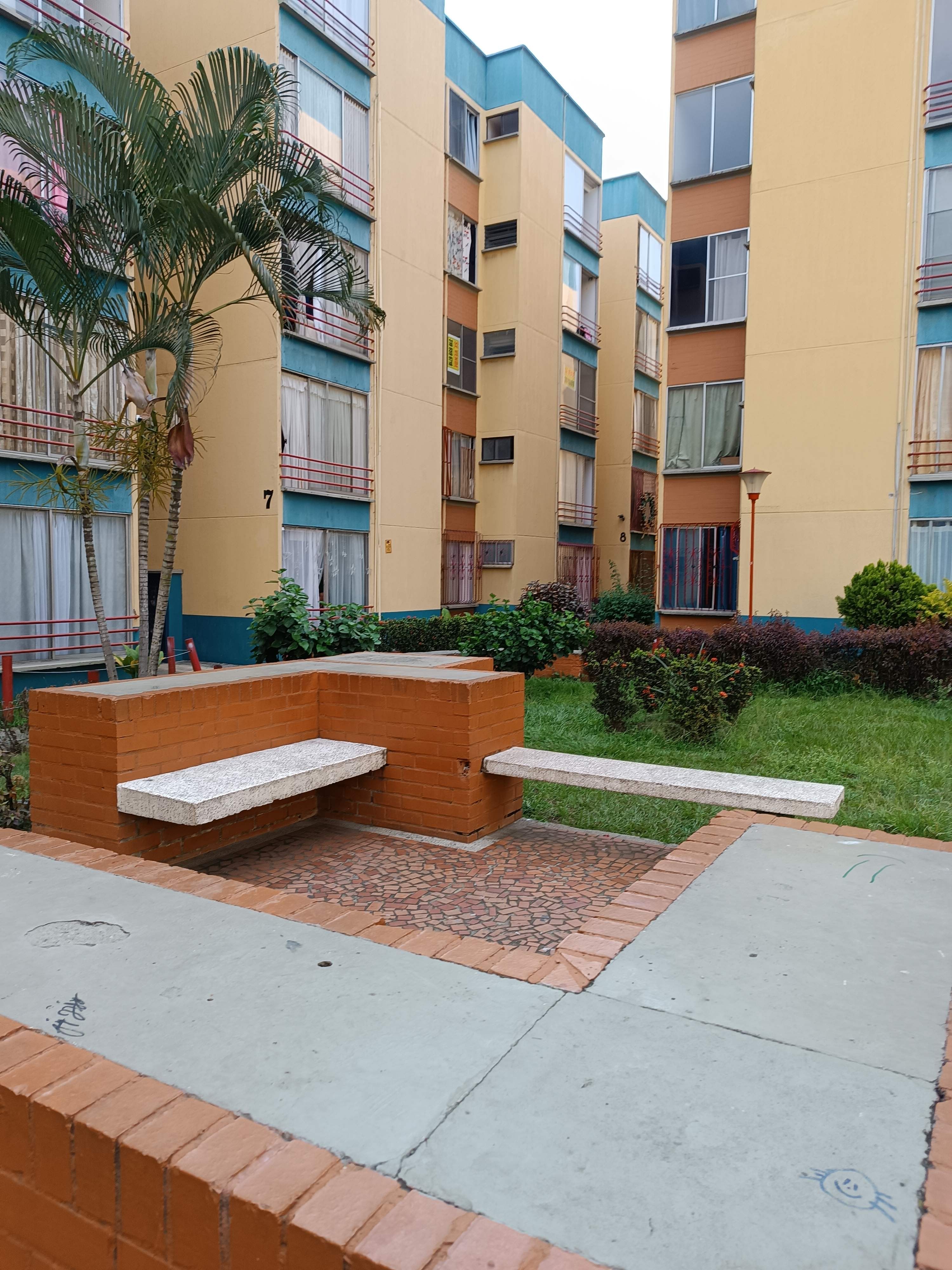 Apartamento en arriendo Valle Del Cauca Cali Metropolitano Del Norte 62 m2 Habitaciones 3 Baños 2 Garajes 1 Precio $1100000