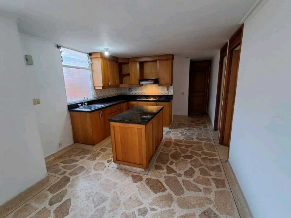 Apartamento en arriendo Antioquia Medellín La Castellana 115 m2 Habitaciones 3 Baños 2 Garajes 1 Precio $4500000