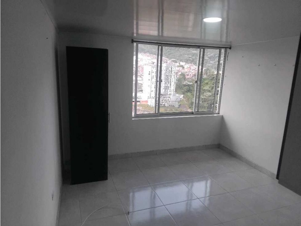 Apartaestudio en arriendo Caldas Manizales La Rambla 18 m2 Habitaciones 1 Baños 1 Garajes 0 Precio $800000