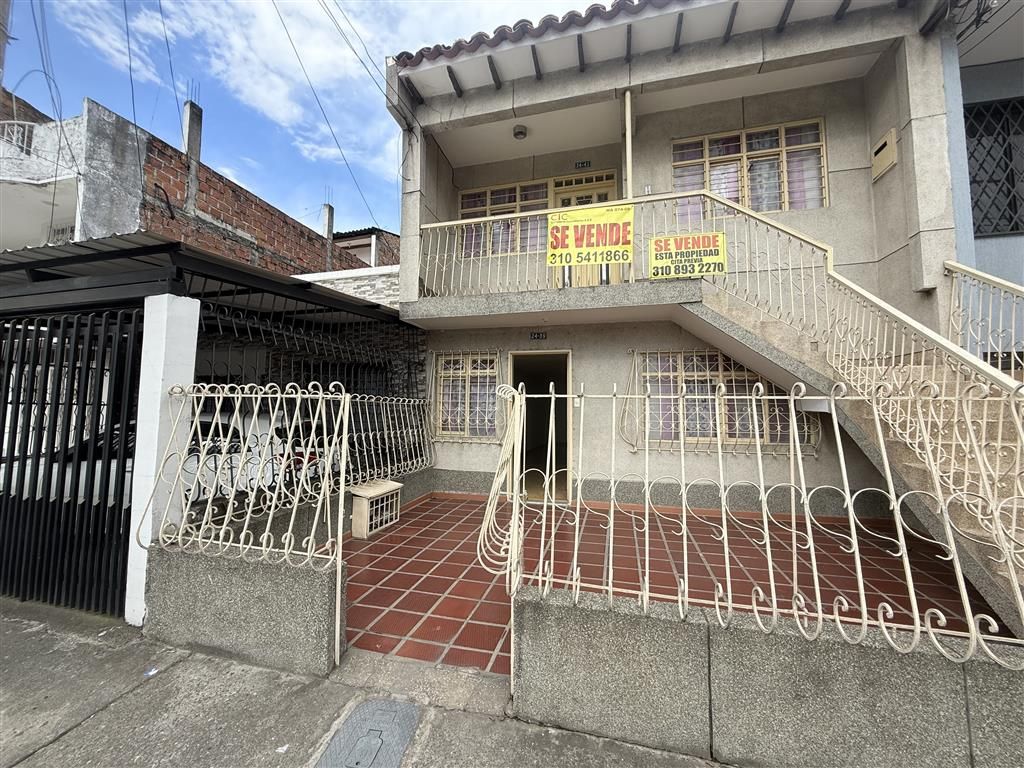 Casa en venta Valle Del Cauca Cali San Cristobal 196 m2 Habitaciones 6 Baños 5 Garajes 0 Precio $360000000