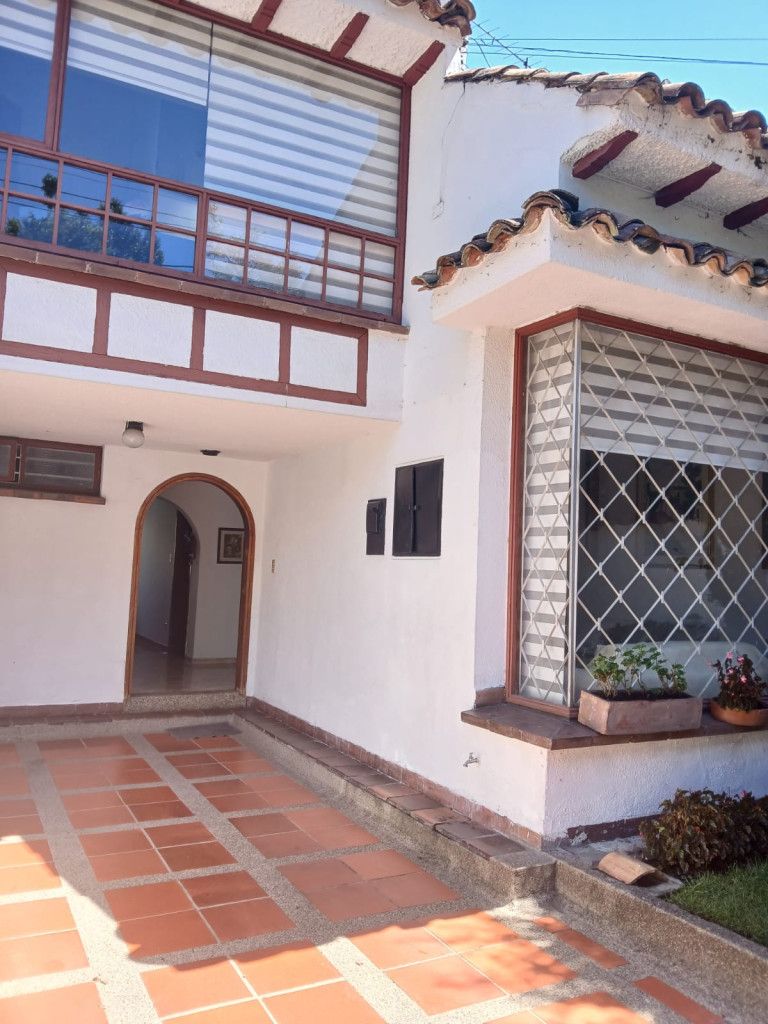 Casa en venta Cundinamarca Bogotá Niza Norte 231 m2 Habitaciones 3 Baños 3 Garajes 0 Precio $1200000000