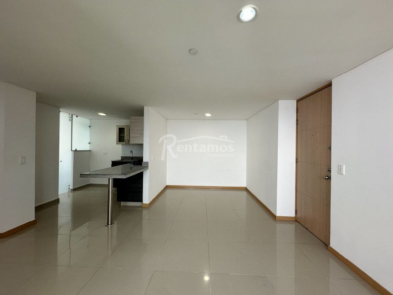 Apartamento en arriendo Antioquia Envigado El Esmeraldal 98 m2 Habitaciones 3 Baños 2 Garajes 2 Precio $3900000