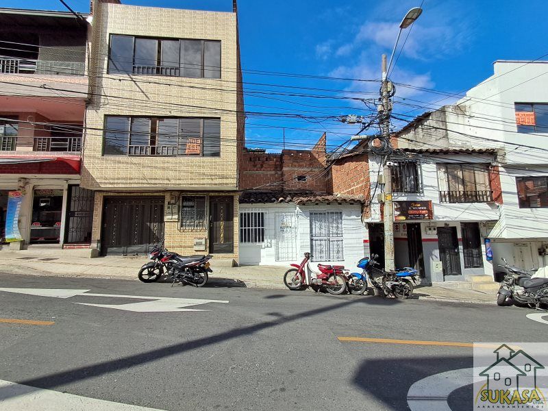 Casa en arriendo Antioquia Itagüí Ferrara 90 m2 Habitaciones 4 Baños 2 Garajes 0 Precio $1320000