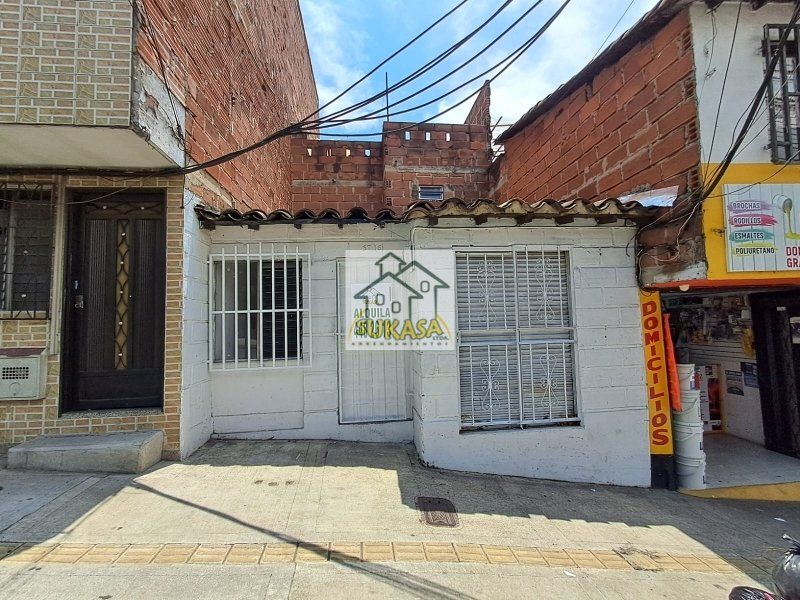 Casa en arriendo Antioquia Itagüí Ferrara 90 m2 Habitaciones 4 Baños 2 Garajes 0 Precio $2050000