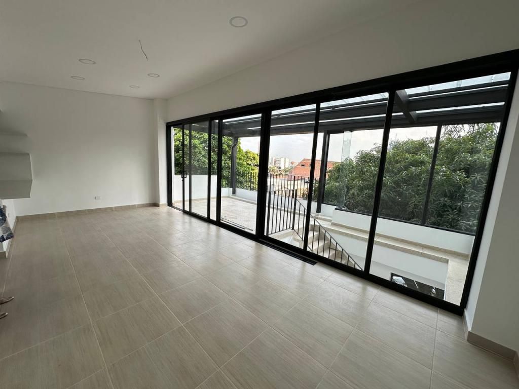 Apartamento en arriendo Valle Del Cauca Cali Santa Mónica 65 m2 Habitaciones 1 Baños 2 Garajes 0 Precio $2800000