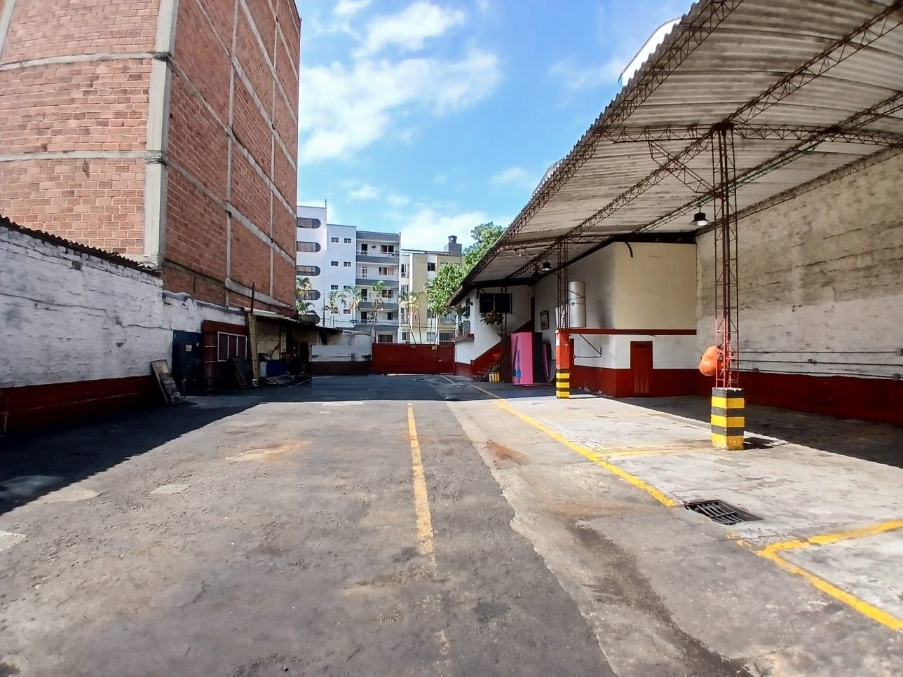 Lote en arriendo Antioquia Medellín Cuarta Brigada 600 m2 Habitaciones 0 Baños 1 Garajes 0 Precio $22000000