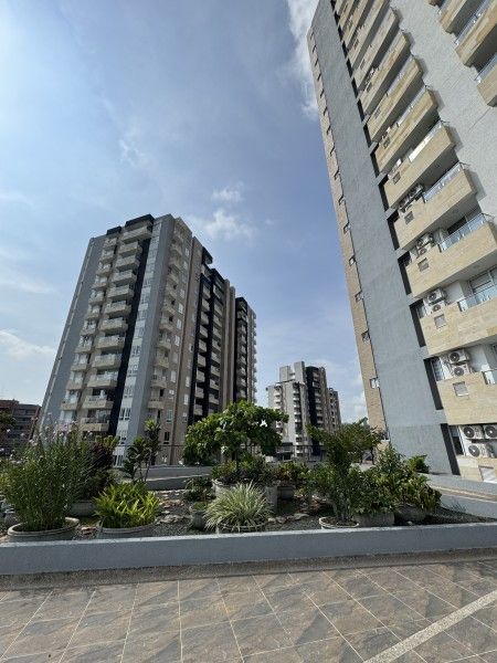 Apartamento en venta Valle Del Cauca Cali Urbanización Ciudad Jardín 147 m2 Habitaciones 4 Baños 4 Garajes 2 Precio $850000000